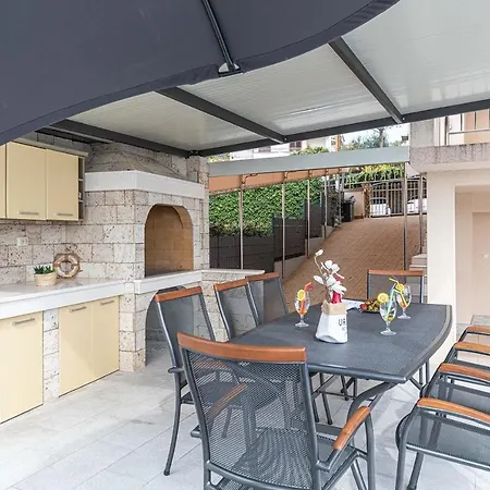Urban Villa Trogir