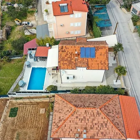 Urban Villa