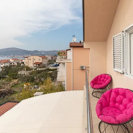 Urban * Trogir