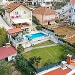 Urban Villa